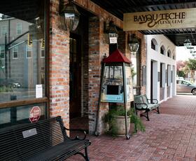 A street view of the Bayou Teche Museum.