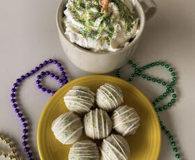 King Cake balls