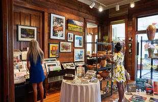 River Oaks Square Arts Center in Alexandria